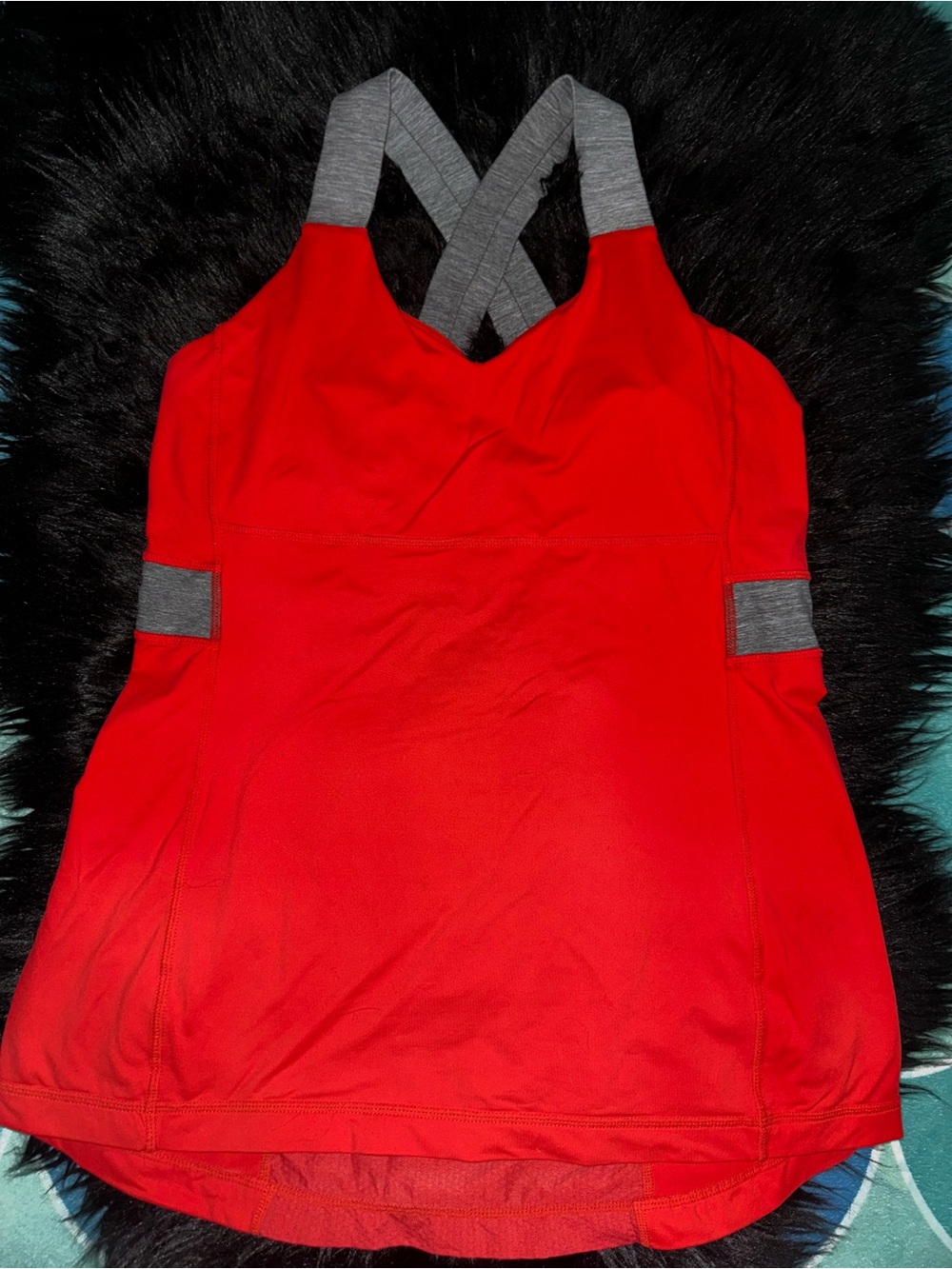 Lululemon tank